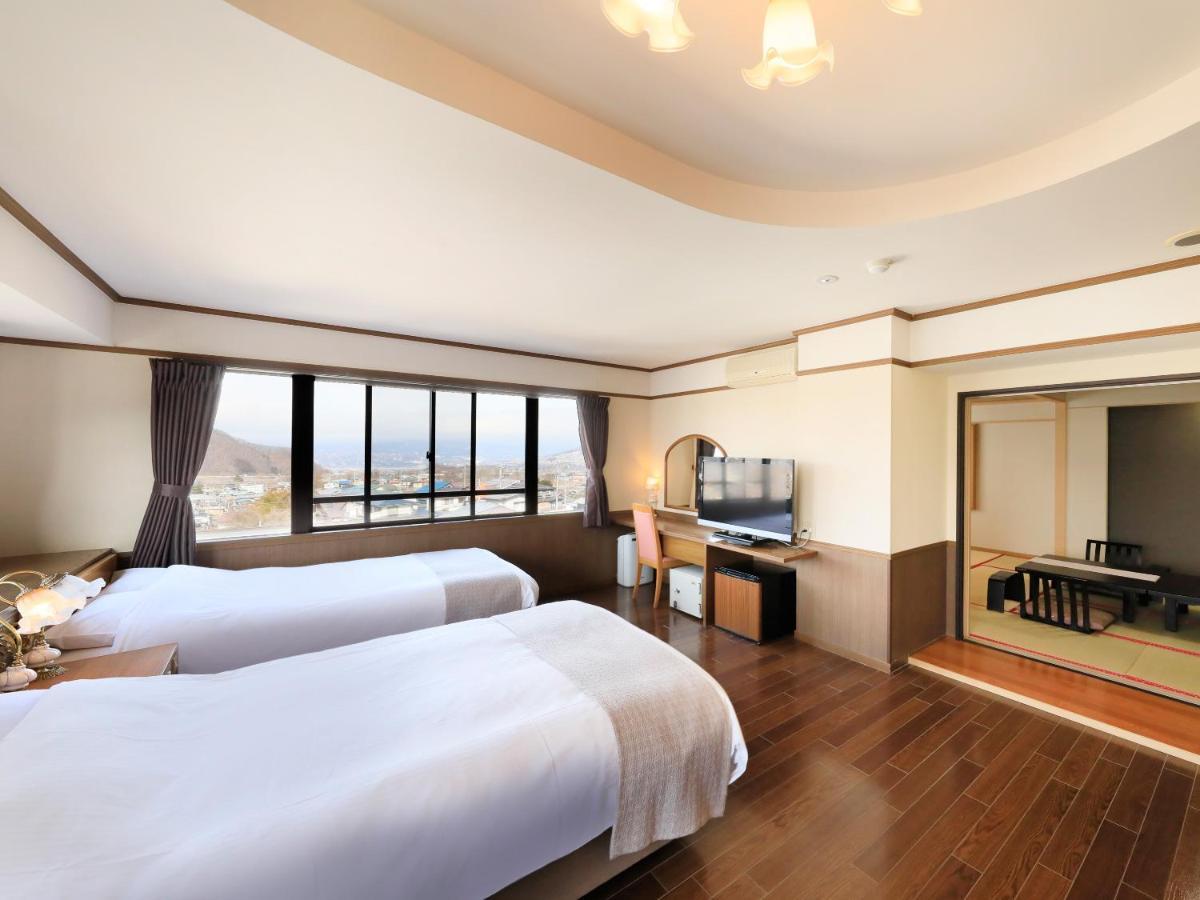 Hotel Tsubakino Yamanouchi  Ngoại thất bức ảnh
