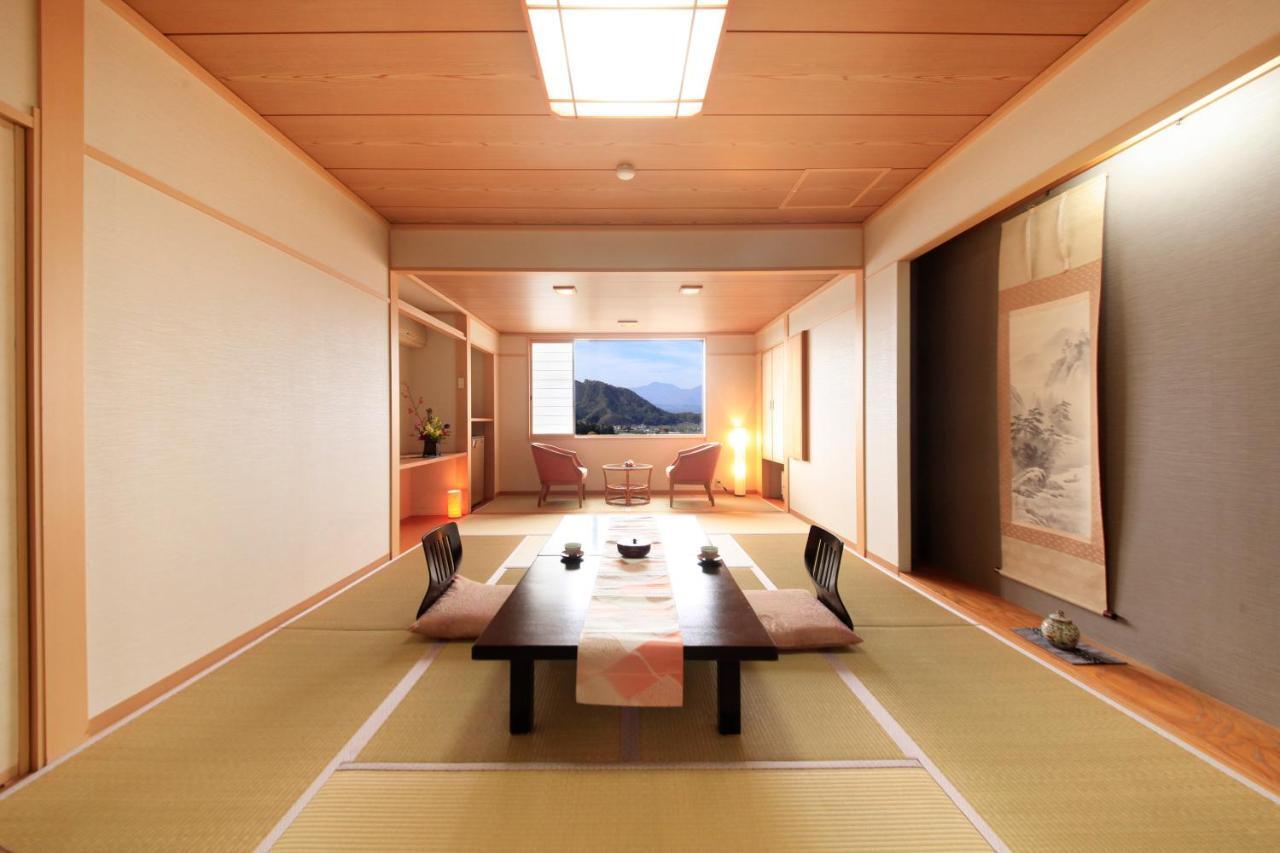Hotel Tsubakino Yamanouchi  Ngoại thất bức ảnh